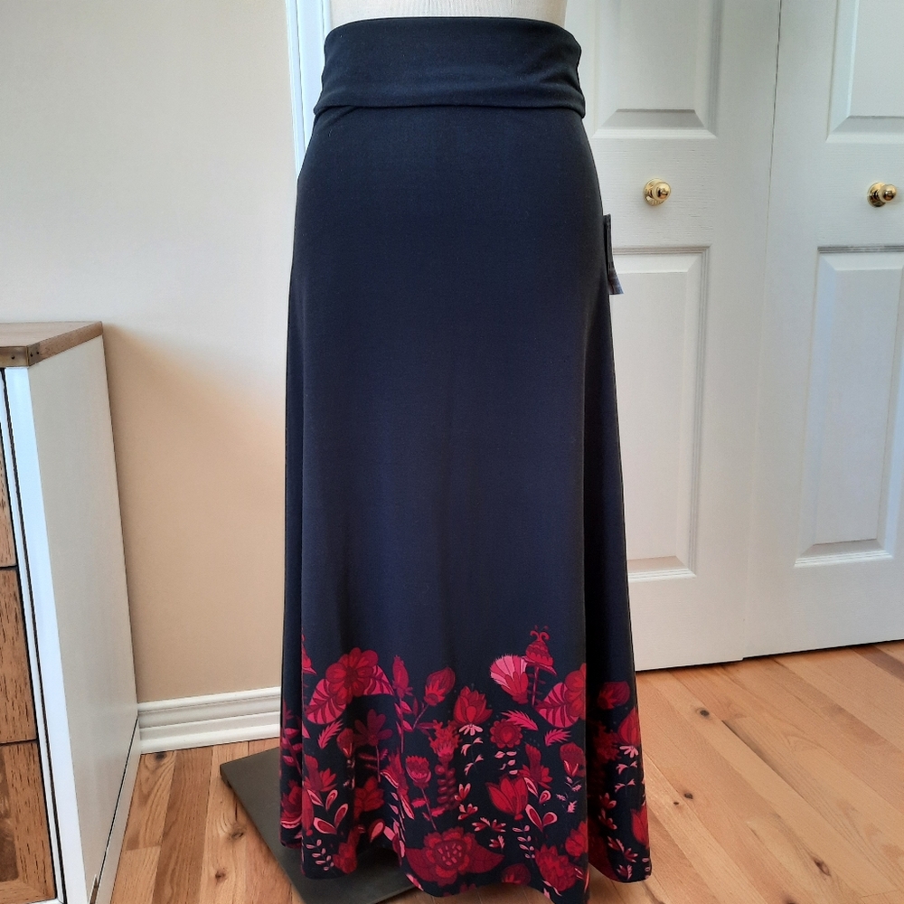 LuLaRoe NWT maxi skirt